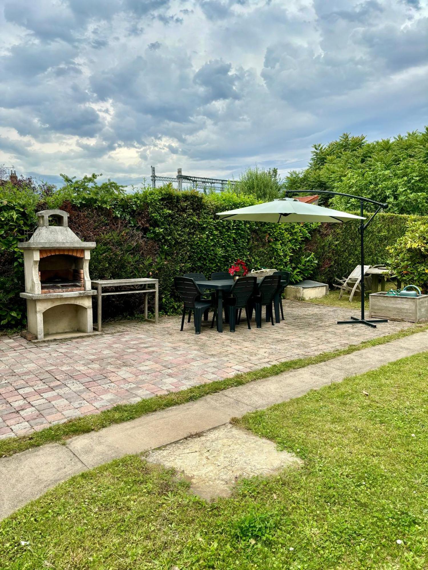 Grande Maison : Pres De Paris/Orly Villeneuve le Roi Bagian luar foto